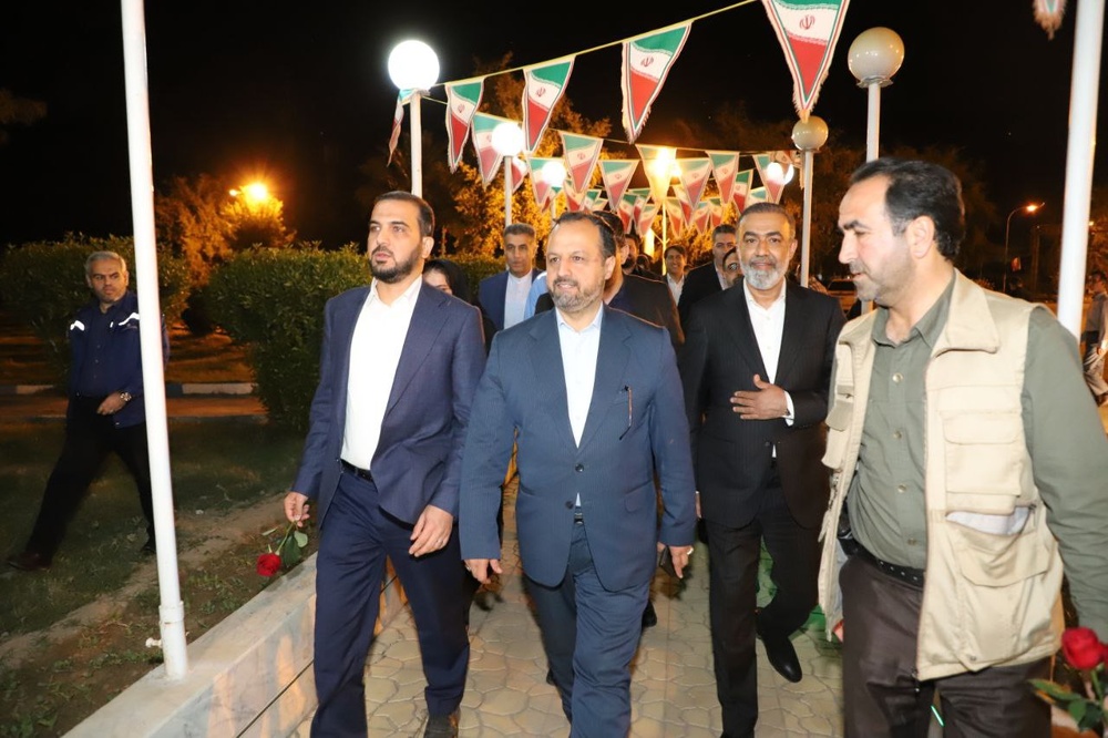 بازدید وزیر اقتصاد از گروه صنعتی ملی فولاد ایران