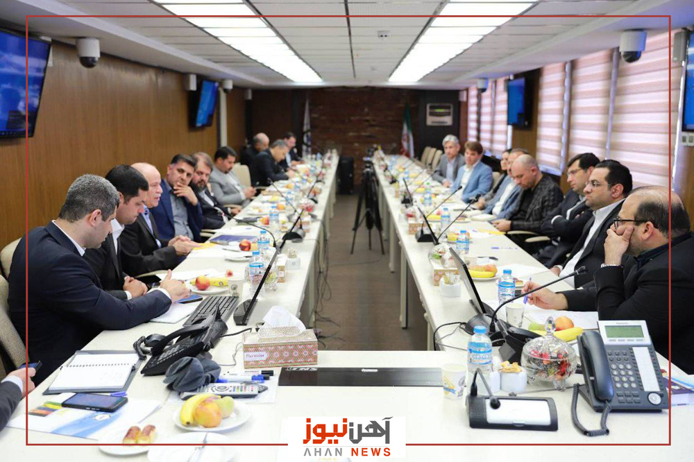 نشست فولادی‌ها با بورس کالا