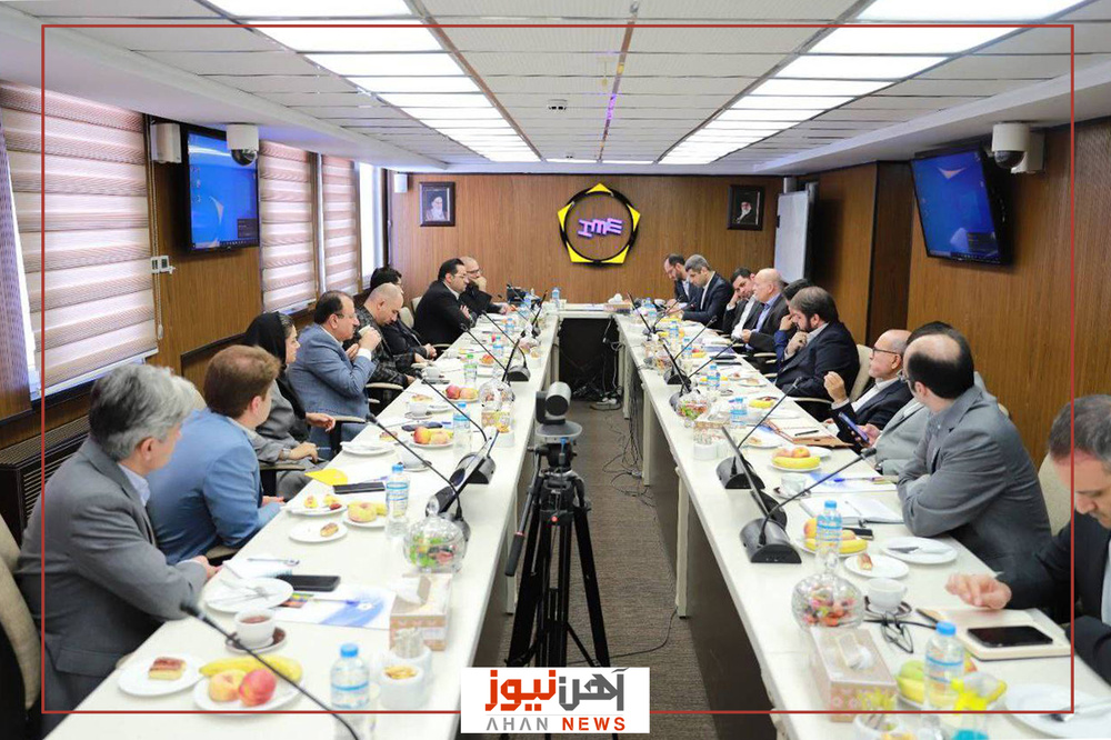 نشست فولادی‌ها با بورس کالا