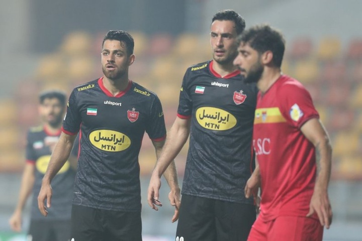 زمان دیدار فولاد و پرسپولیس تغییر کرد