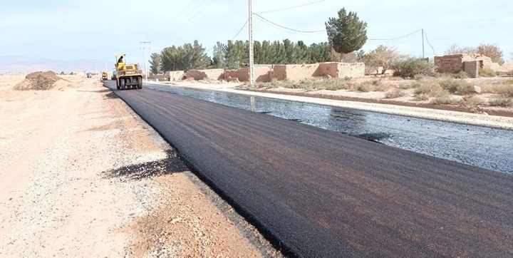 آغاز آسفالت راه دسترسی به معادن جاجرم