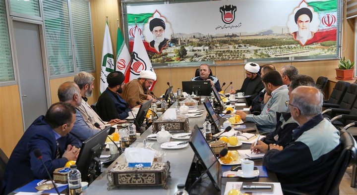 ذوبآهن اصفهان ریل پیشرفت ایران را میسازد