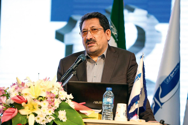 صنعت فولاد با افت ۱۶ درصدی راندمان / دولت توپ را به زمین بحران انرژی می‌اندازد!