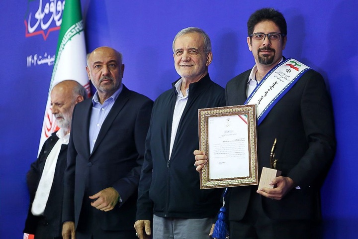 شرکت توسعه آهن و فولاد گلگهر به عنوان «گروه کار نمونه ملی» انتخاب شد