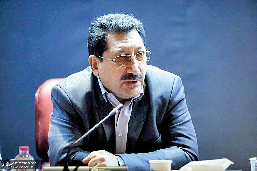 عملکرد وزیر صمت زیر تیغ نقد: یک سال و هیچ / «بازرگانان در صف سامانه، تولید در صف تعطیلی»