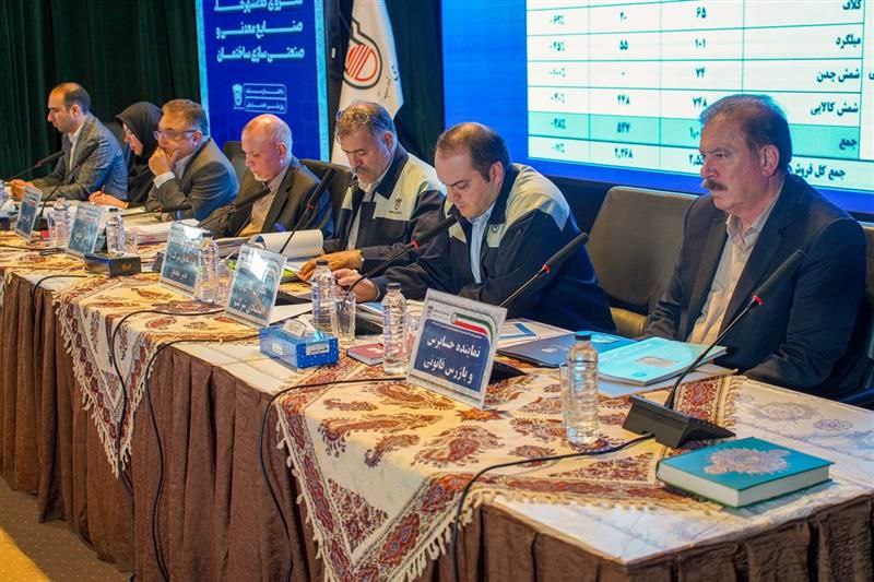 مجمع عمومی ذوب آهن اصفهان در سایهی پرسشهای بیپاسخ / درآمد بالا، سود پایین؛ هزینههای ذوبآهن ۹.۵ همت افزایش یافت