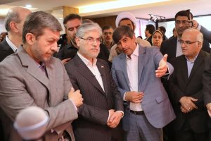 بازدید وزیر علوم از آزمایشگاه صنعت ۴.۰ گروه فولاد مباركه + تصویر