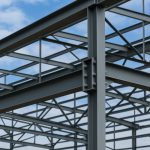 چگونه اتصالات مهندسی ایمن، عمر سازه‌های فولادی را افزایش می‌دهند؟