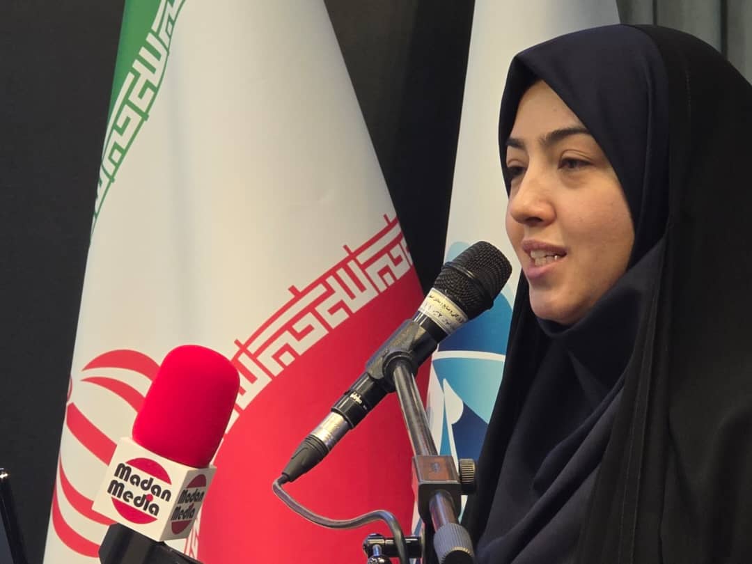 نماینده مبارکه و تفسیر عجیب: استیضاح یعنی حمایت!