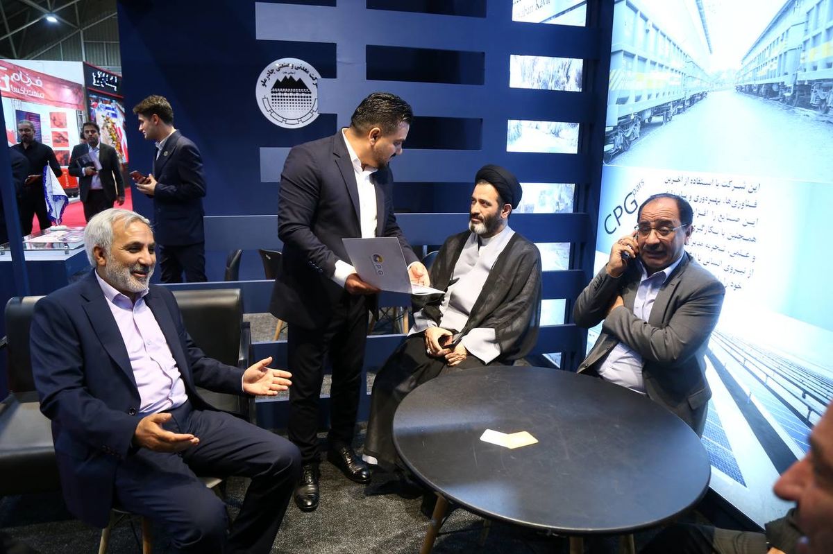 چادرملو نعمتی بزرگ برای صنعت فولاد کشور است