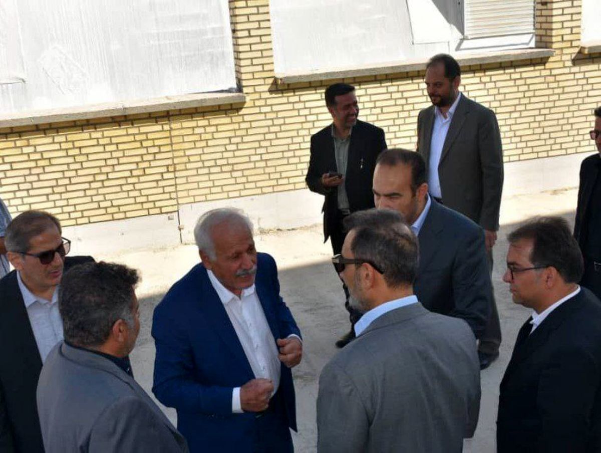 بازدید معاون وزیر صنعت از شرکت زریندشت برتر لوتوس در فسا