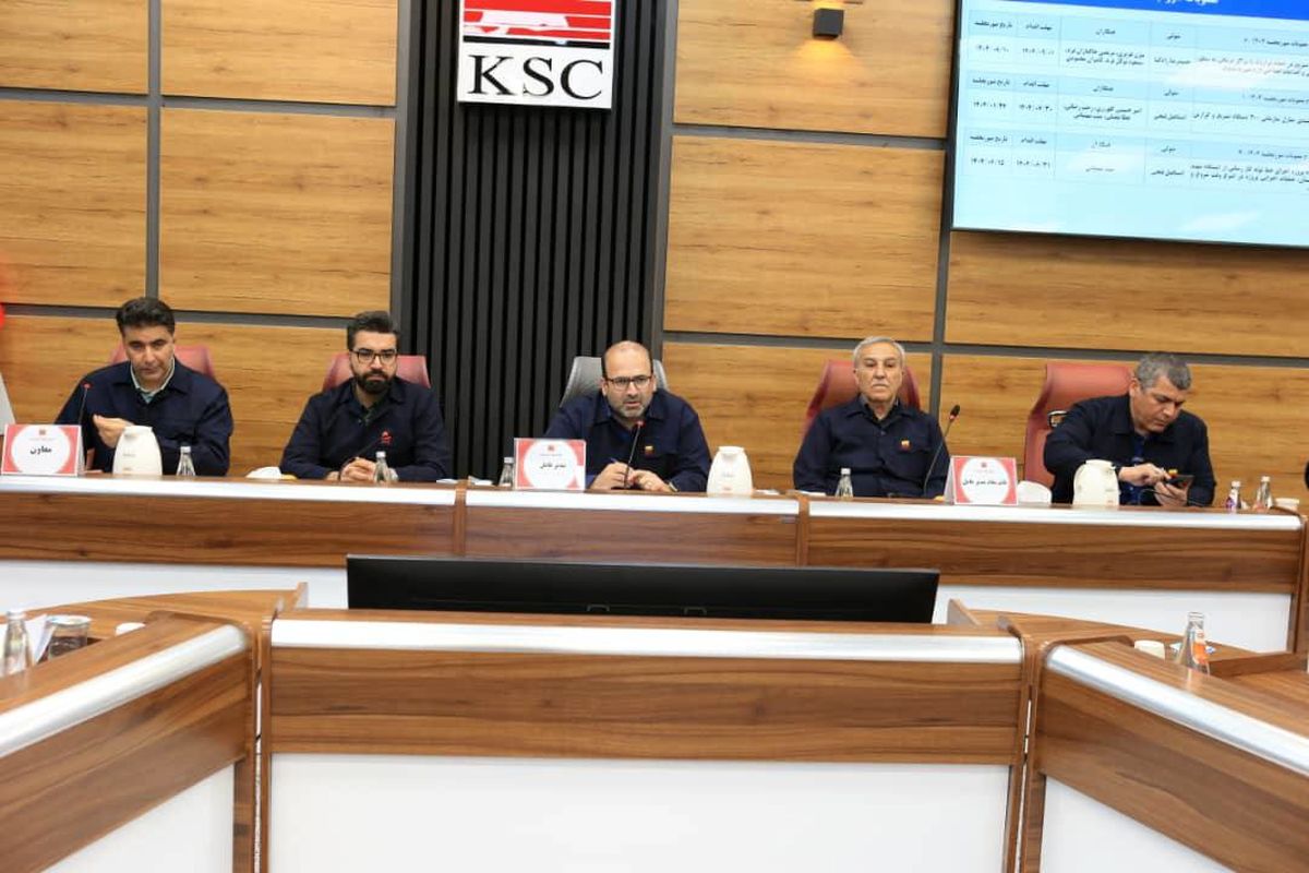 تأکید مدیرعامل فولاد خوزستان بر نقش تعیینکننده سرمایه انسانی در عبور از بحرانهای صنعت فولاد