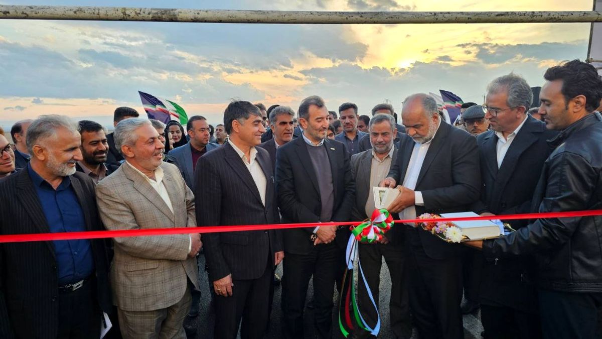 بهره‌برداری از پروژه راه دسترسی به معادن آنومالی شمالی و چاه‌گز با حضور مدیران ارشد معدنی