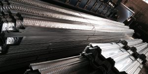 نکات طلایی برای ساخت سقف عرشه فولادی بادوام با کمترین هزینه