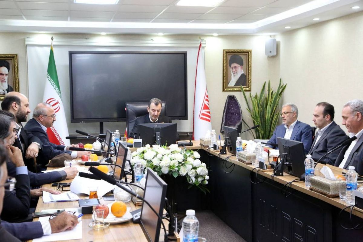 تأکید رئیس هیأت عامل ایمیدرو بر بهرهبرداری چابک از اسکله خلیج فارس؛ برنامههای توسعهای شتاب میگیرد