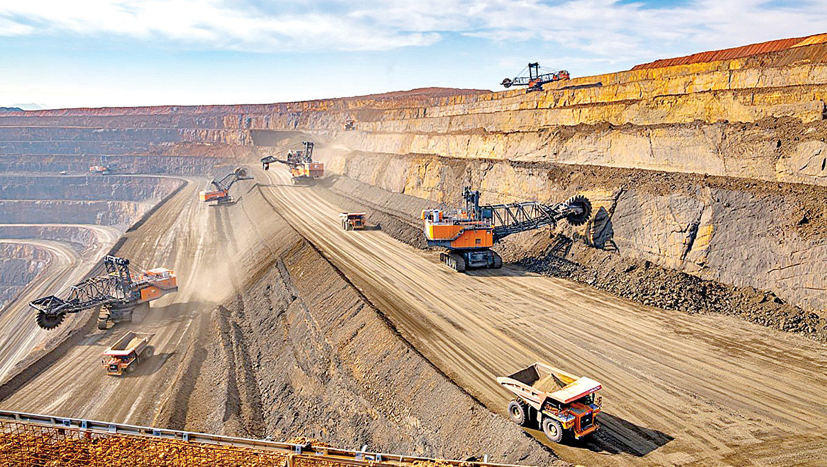 طلای خاکستری فارس؛ میان فرسودگی ساختارها و رؤیای توسعه پایدار