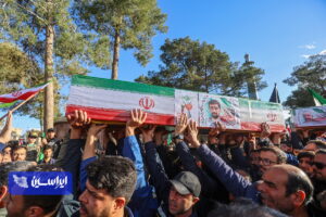 ناگفته‌های مادر شهید فولاد مبارکه؛ عباس برای کار نمی‌رفت، برای عبادت می‌رفت