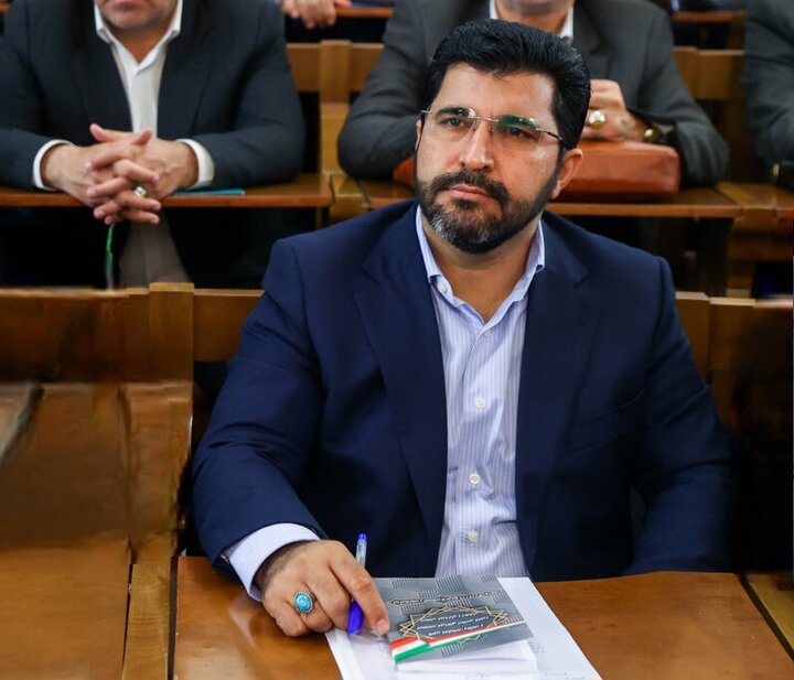 حمله تند نماینده سیرجان به شرکت گلگهر / آقازادهها اینجا چه میکنند؟ + فیلم