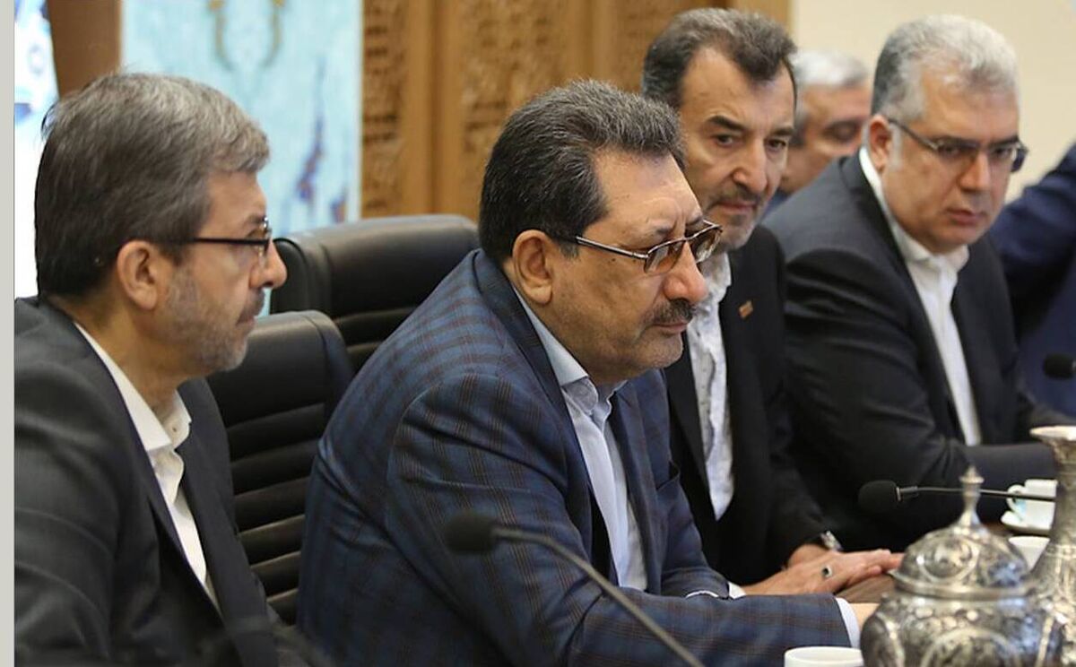وزیر صمت: فولاد مبارکه نماد توان کشور در بازسازی پس از جنگ است